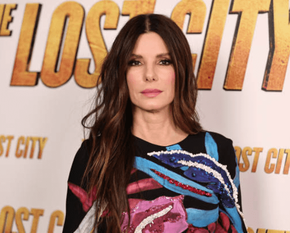 Sandra Bullock's Net Worth (2022): How Much She Made From Gravity, Speed,  Minions - Parade