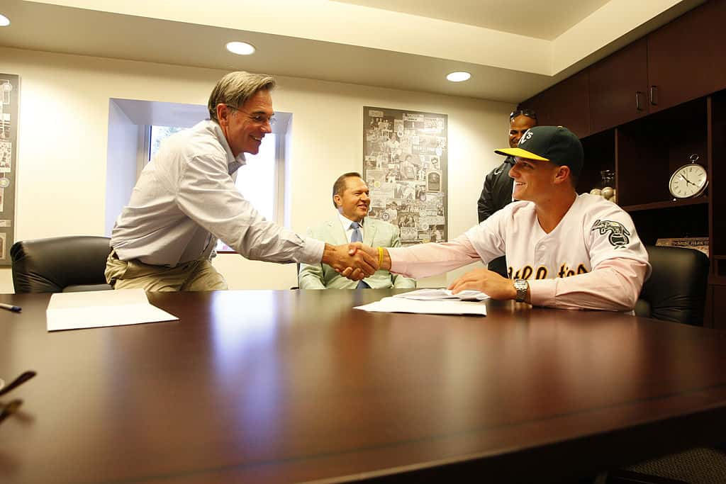 The Remarkable Success of Billy Beane: Exploring His Net Worth